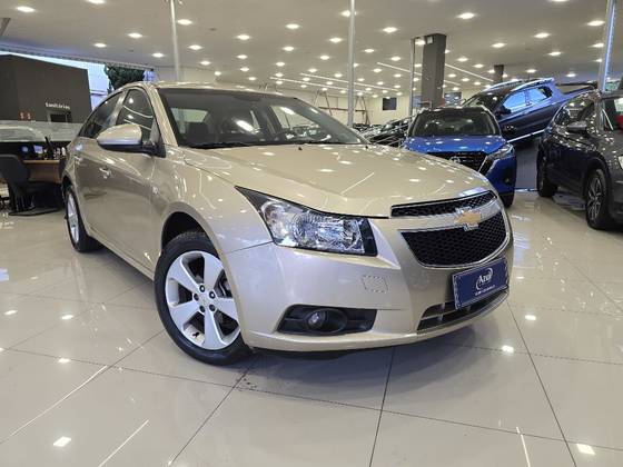 CHEVROLET CRUZE 1.8 LT 16V FLEX 4P AUTOMÁTICO CHEVROLET CRUZE 1.8 LT 16V FLEX 4P AUTOMÁTICO